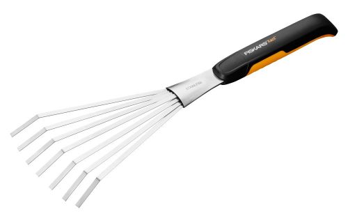 Fiskars Xact kézi gereblye